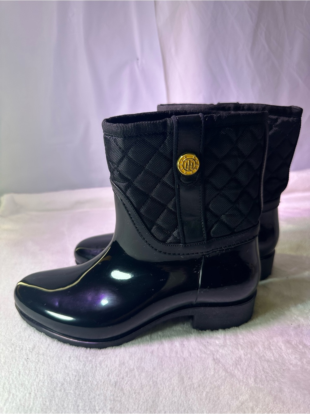 Tommy Hilfiger Black Quilted Gloss Rain Ankle Boots - Picture 5 of 10